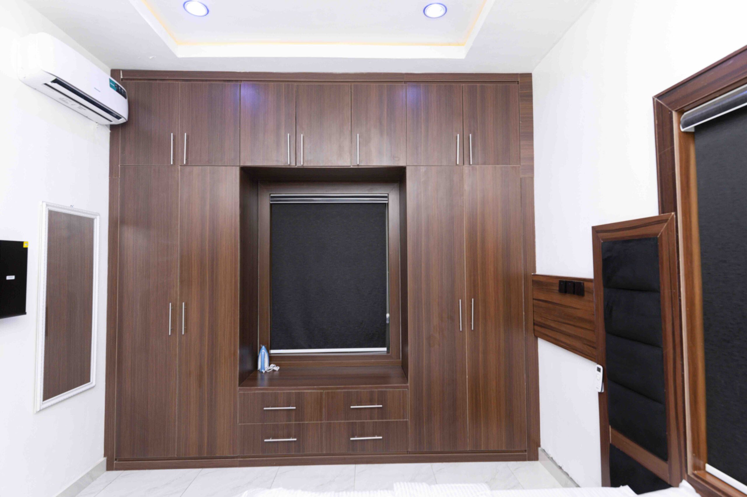 napoleons wardrobe 1